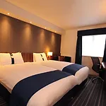 Express Leeds-east By Ihg