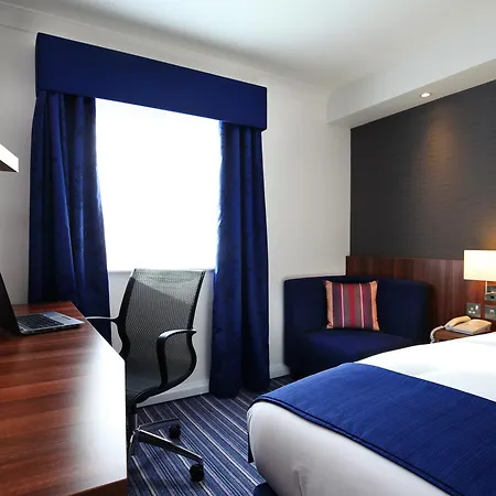 Express Leeds-east By Ihg Готель Лідс
