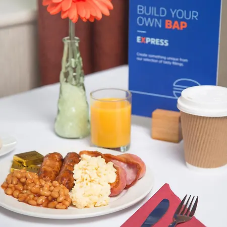 Готель Express Leeds-east By Ihg