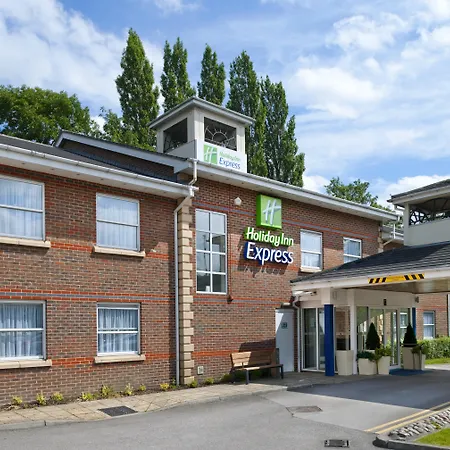 Express Leeds-east By Ihg