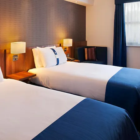Готель Express Leeds-east By Ihg 3*