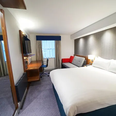 Express Leeds-east By Ihg Готель 3*