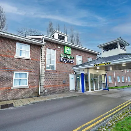 Express Leeds-east By Ihg 3* Лідс