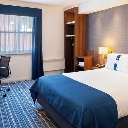 Express Leeds-east By Ihg Готель