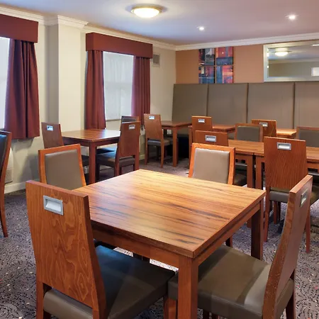 Express Leeds-east By Ihg