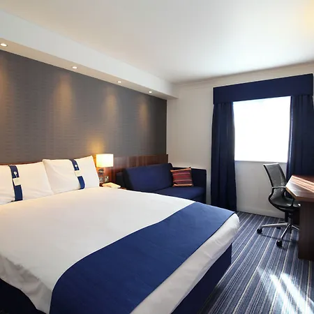 Express Leeds-east By Ihg 3*