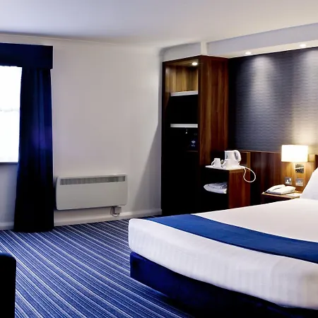 Express Leeds-east By Ihg Готель Лідс