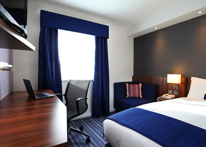 Express Leeds-east By Ihg מלון לידס