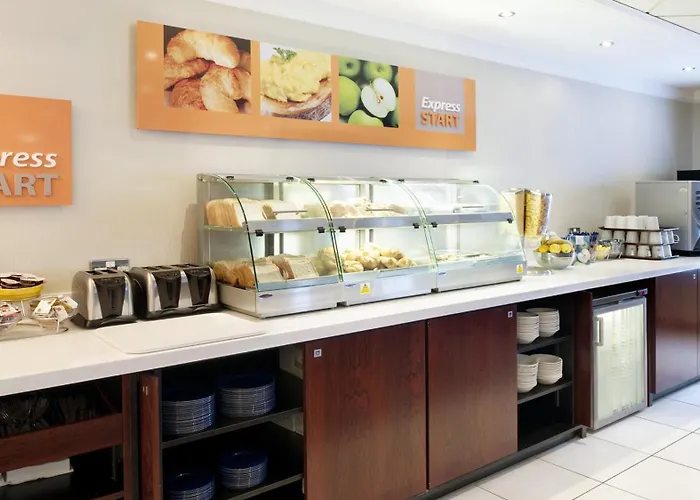 Express Leeds-east By Ihg לידס