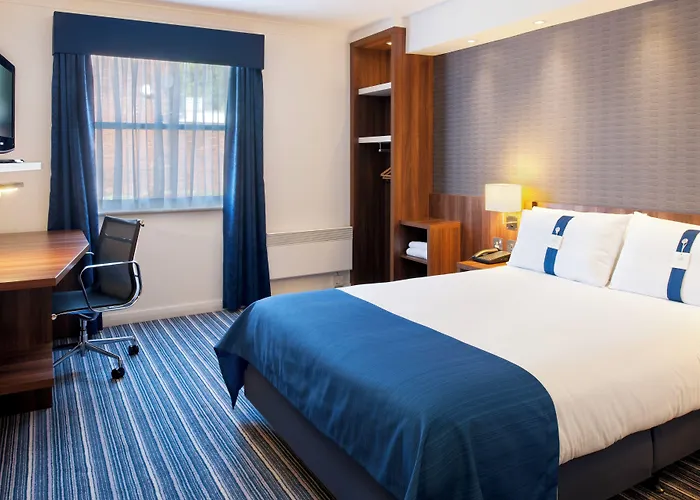 Express Leeds-east By Ihg Готель