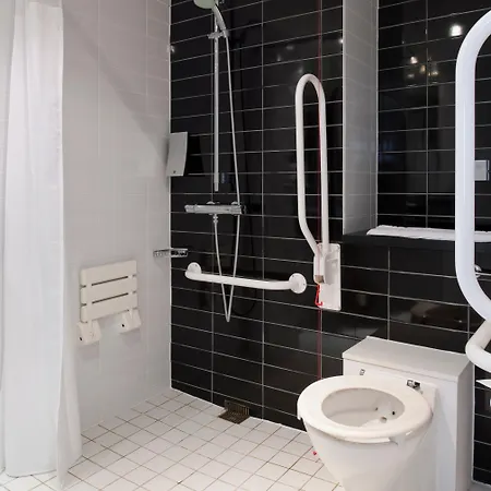 Express Leeds-east By Ihg