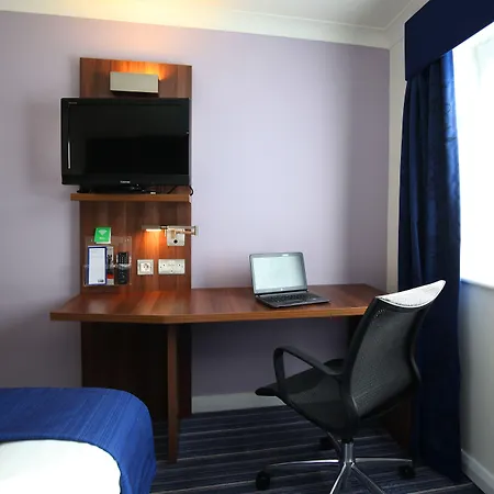 Express Leeds-east By Ihg