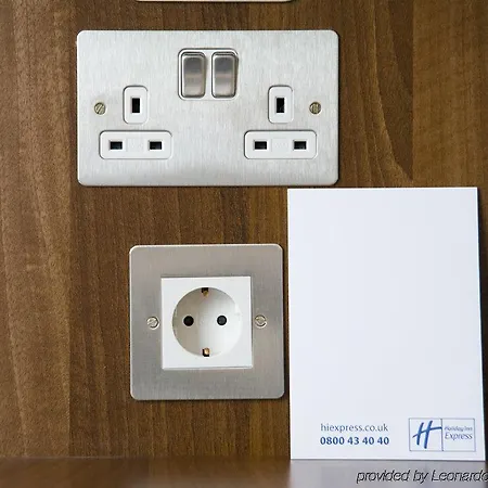 Express Leeds-east By Ihg Leeds (West Yorkshire)