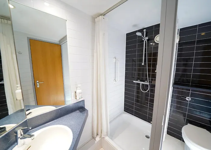 Express Leeds-east By Ihg Leeds (West Yorkshire)