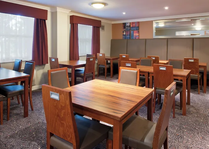 Express Leeds-east By Ihg