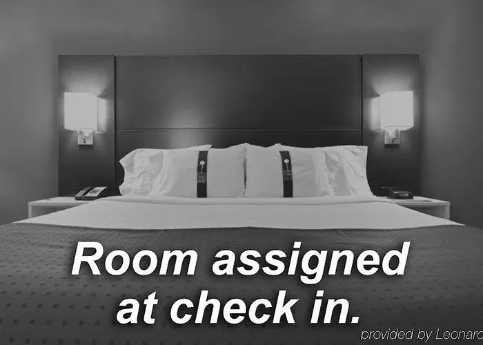 Express Leeds-east By Ihg